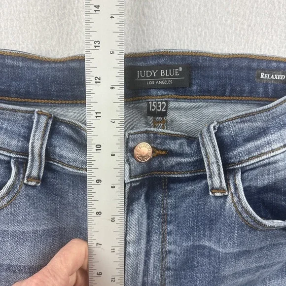 Judy Blue Relaxed Fit Distressed Blue Jeans JR Size 15/32 - Picture 7 of 8